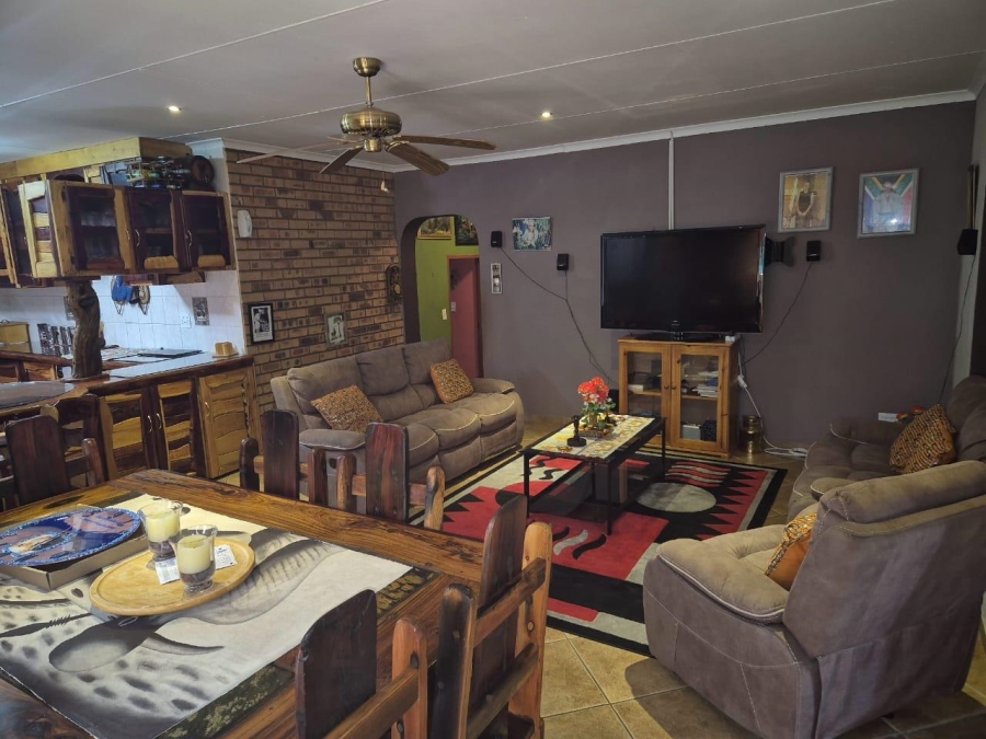 2 Bedroom Property for Sale in Leeupoort Limpopo