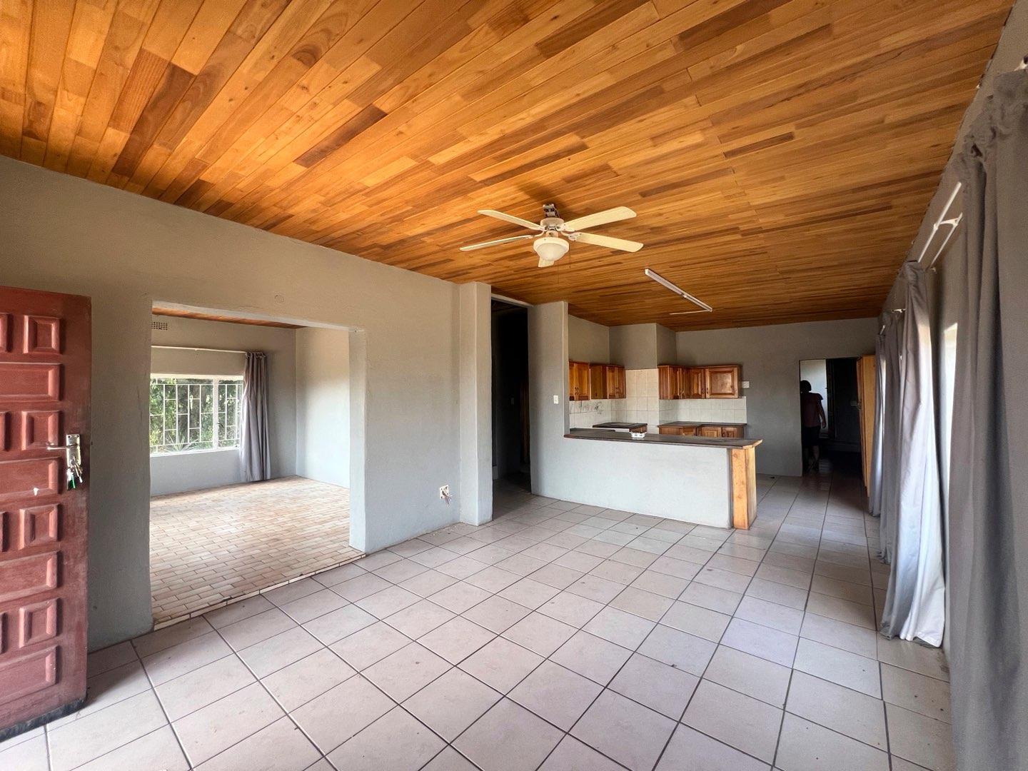 5 Bedroom Property for Sale in Letsitele Limpopo