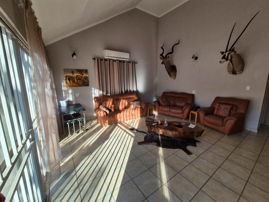 5 Bedroom Property for Sale in Leeupoort Limpopo