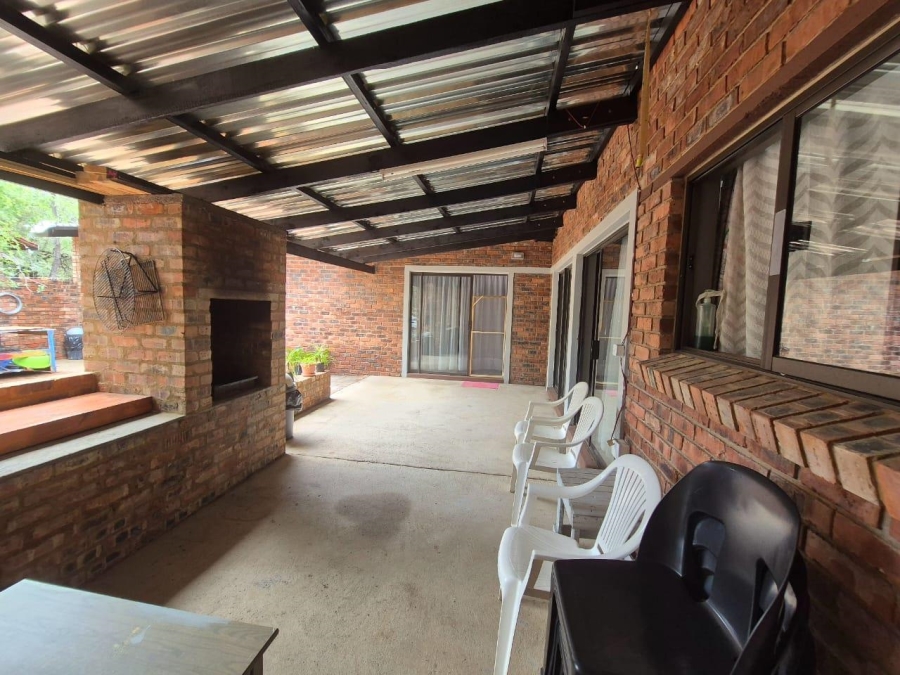 3 Bedroom Property for Sale in Leeupoort Limpopo