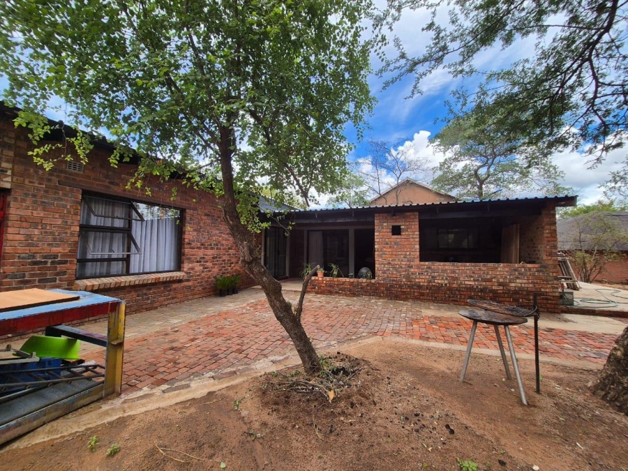 3 Bedroom Property for Sale in Leeupoort Limpopo