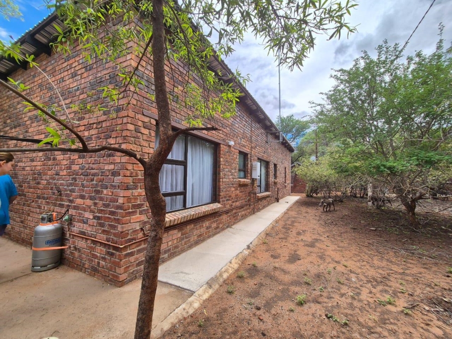 3 Bedroom Property for Sale in Leeupoort Limpopo