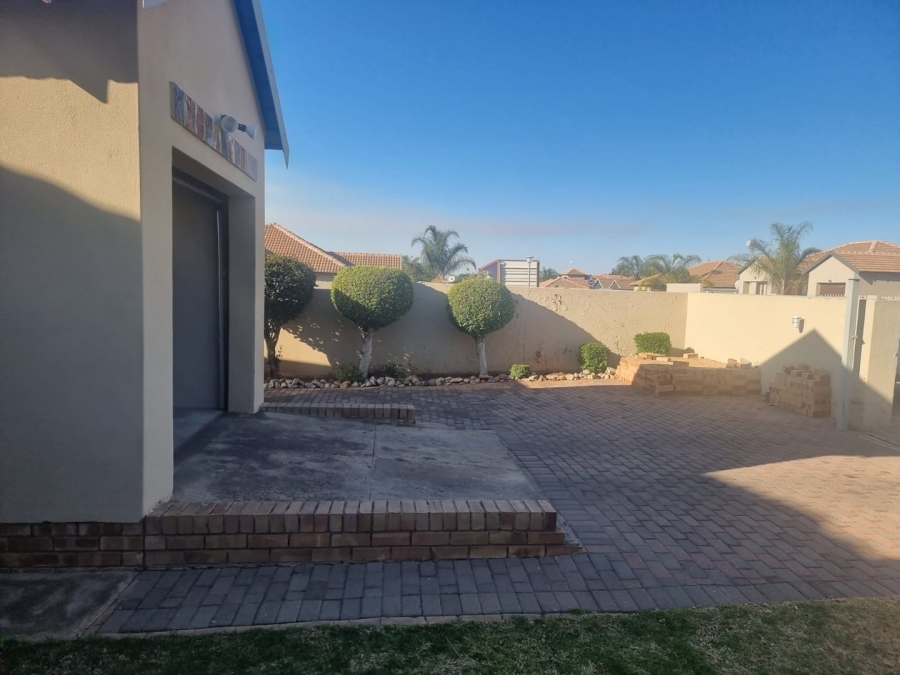 3 Bedroom Property for Sale in Bendor Limpopo