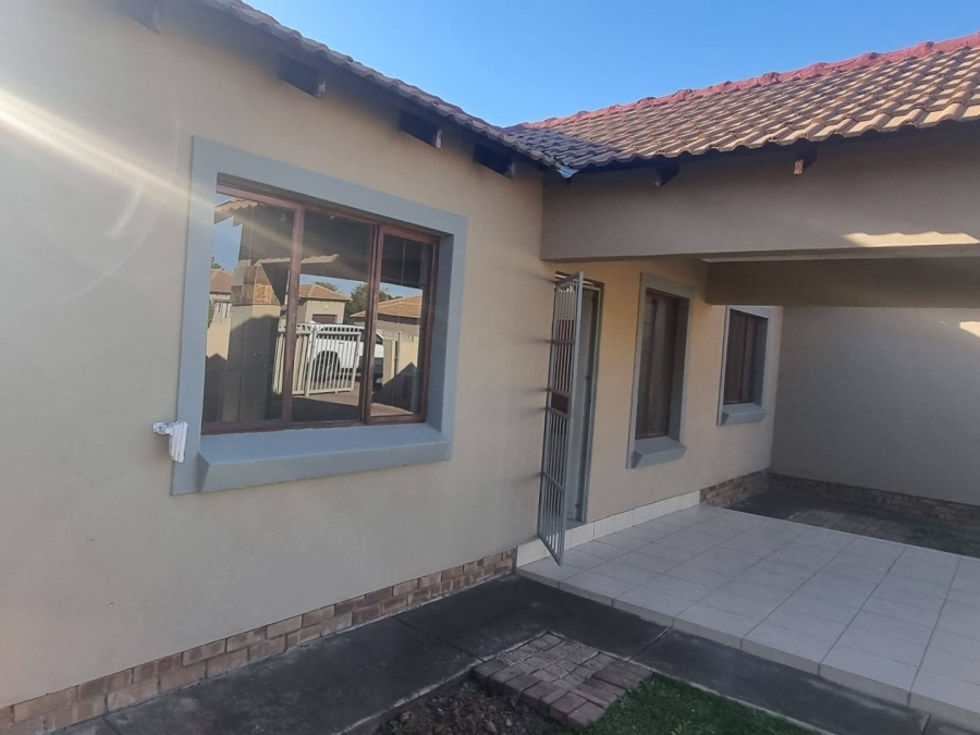 3 Bedroom Property for Sale in Bendor Limpopo