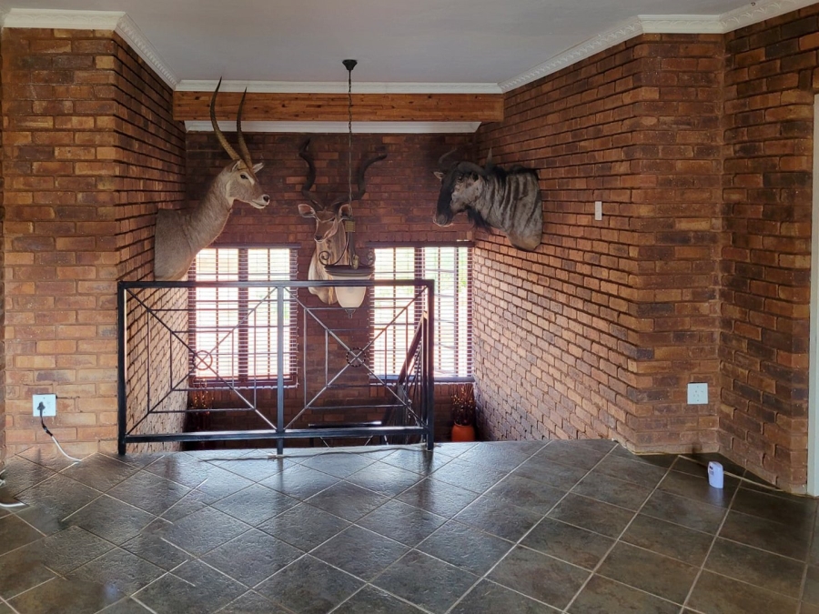 10 Bedroom Property for Sale in Musina Limpopo