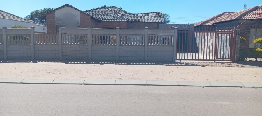 3 Bedroom Property for Sale in Seshego H Limpopo