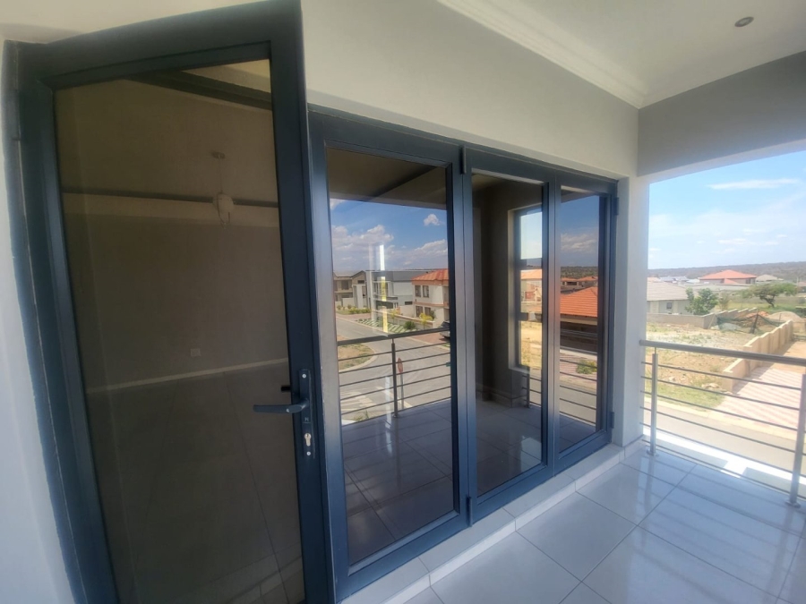 4 Bedroom Property for Sale in Woodhill Estate Limpopo