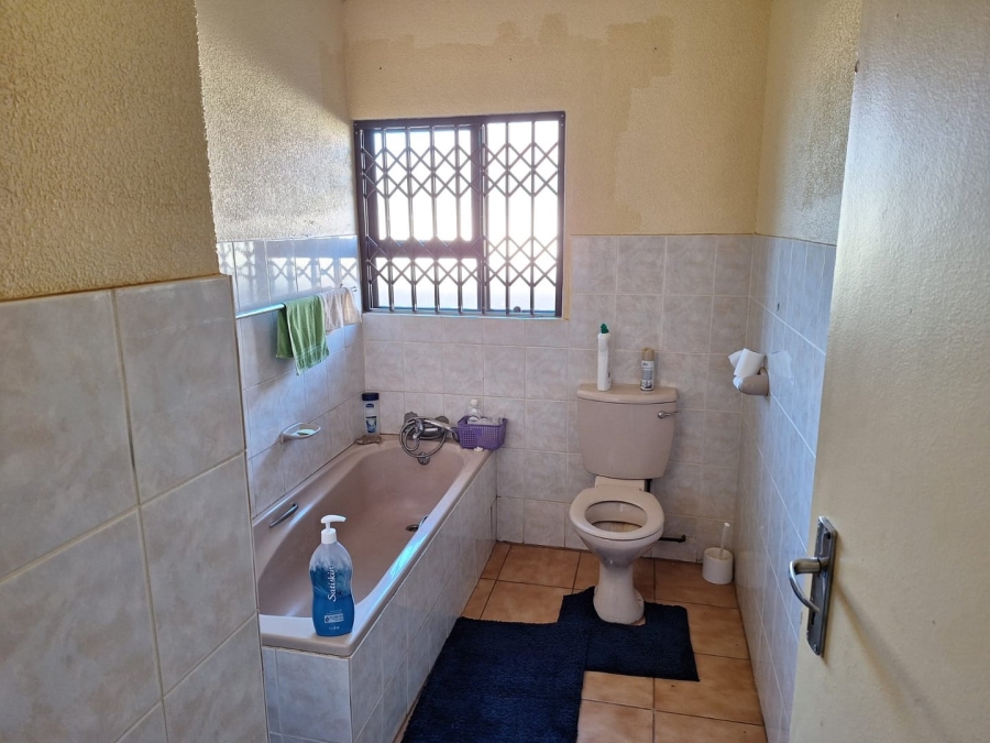 To Let 3 Bedroom Property for Rent in Seshego E Limpopo