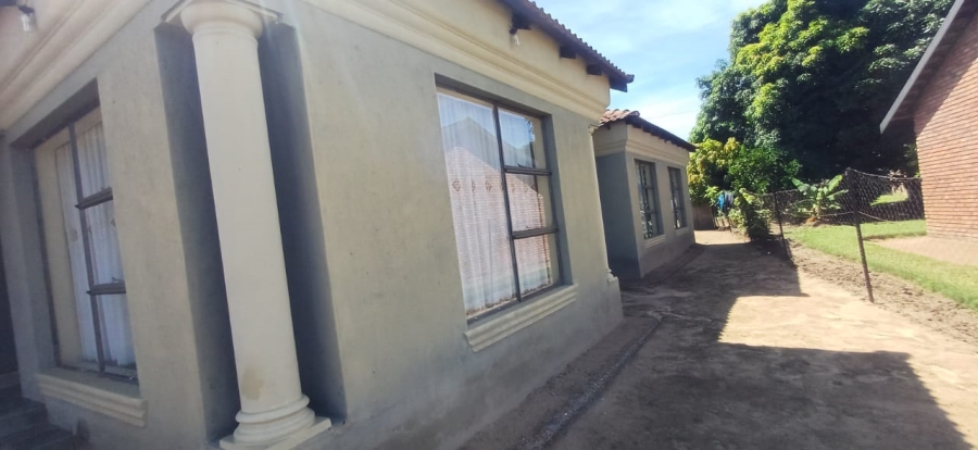 3 Bedroom Property for Sale in Nkowankowa Limpopo