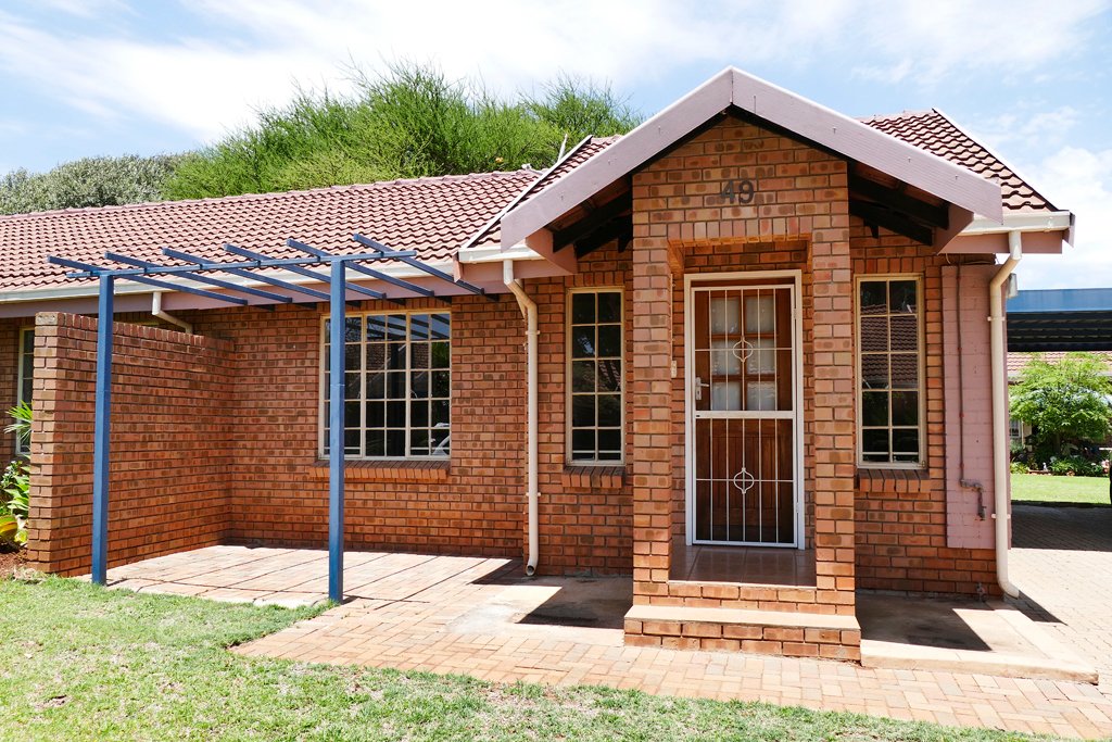 1 Bedroom Property for Sale in Koraal Retirement Village Limpopo