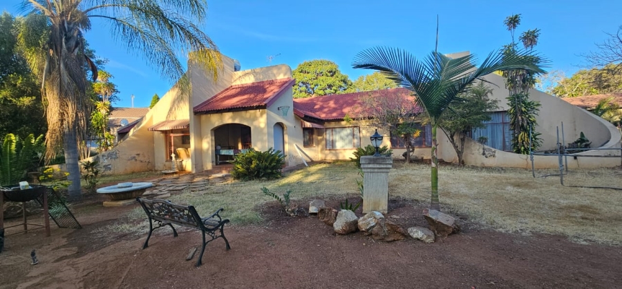 4 Bedroom Property for Sale in Bendor Limpopo