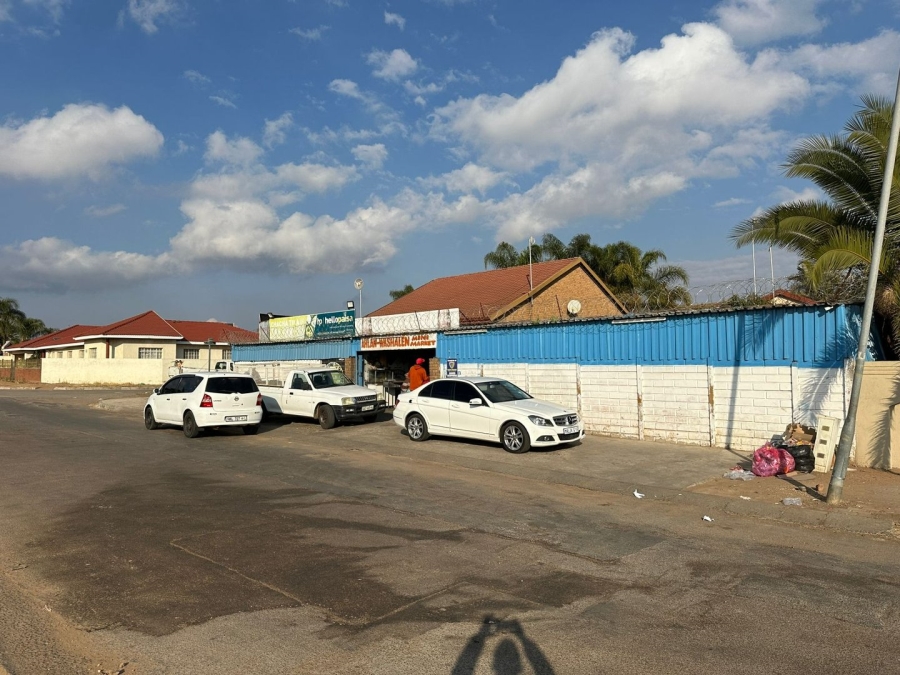 To Let  Bedroom Property for Rent in Nirvana Ext 1 Limpopo