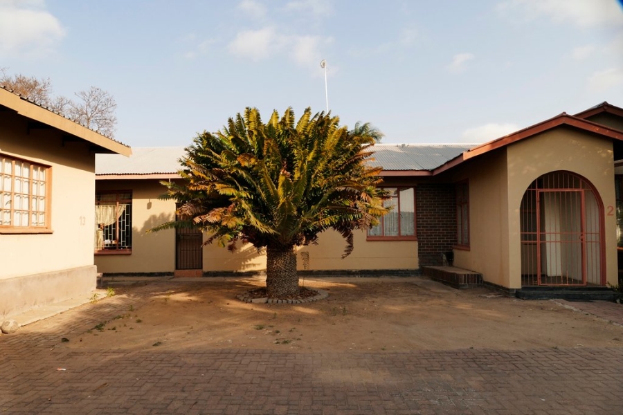 17 Bedroom Property for Sale in Hospitaalpark Limpopo