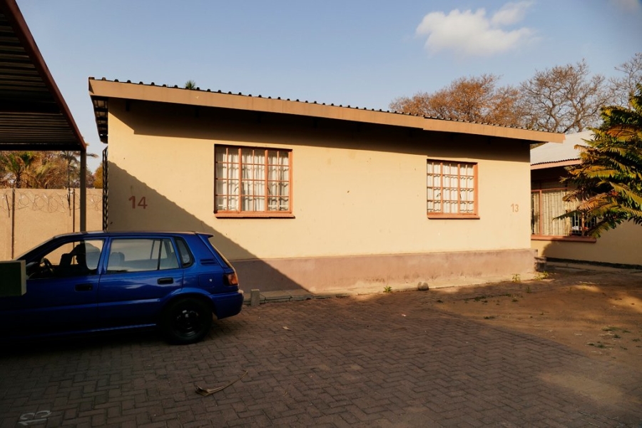 17 Bedroom Property for Sale in Hospitaalpark Limpopo