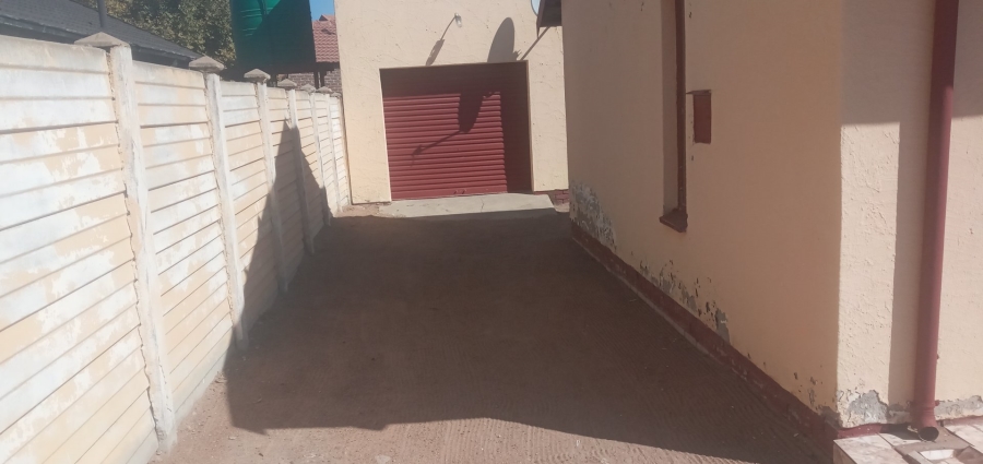 To Let  Bedroom Property for Rent in Seshego D Limpopo