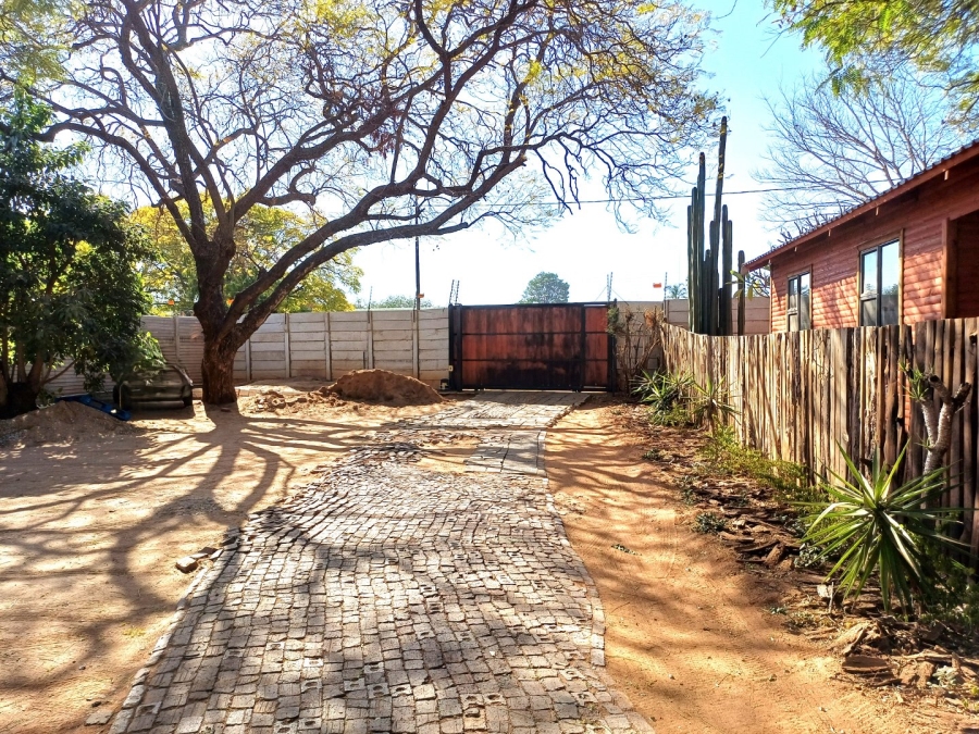 To Let  Bedroom Property for Rent in Polokwane Central Limpopo