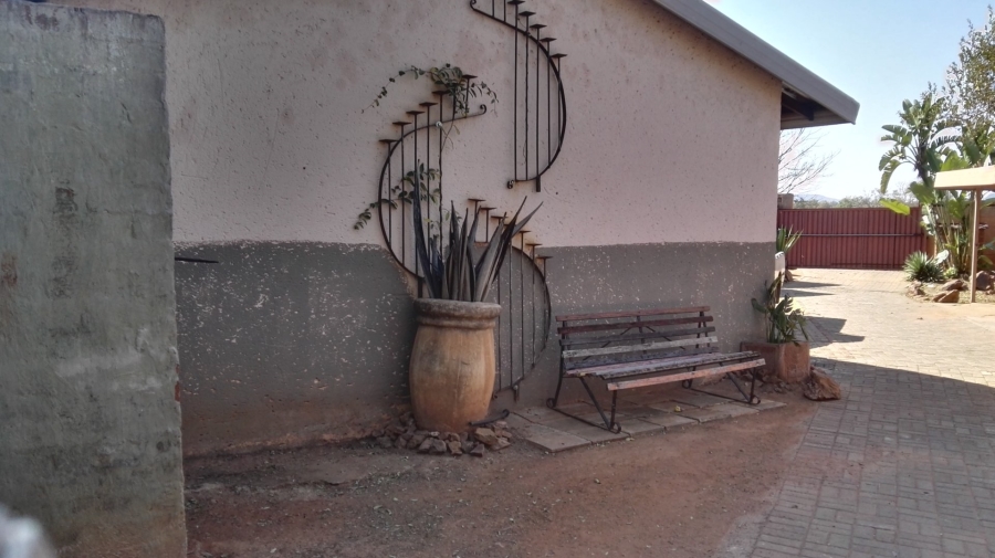 To Let 1 Bedroom Property for Rent in Gholfbaan Park Limpopo