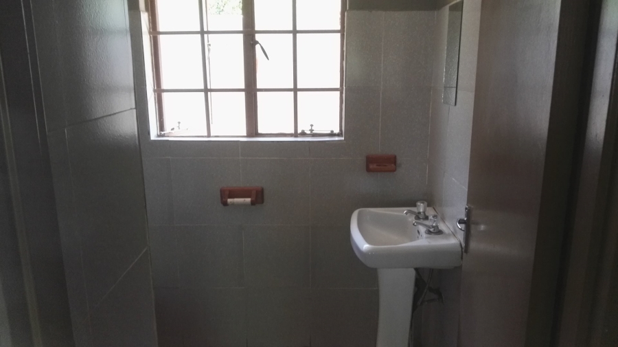 To Let 1 Bedroom Property for Rent in Gholfbaan Park Limpopo