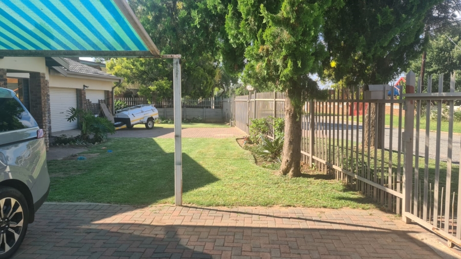 4 Bedroom Property for Sale in Penina Park Limpopo