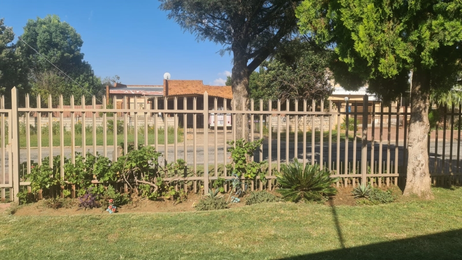 4 Bedroom Property for Sale in Penina Park Limpopo