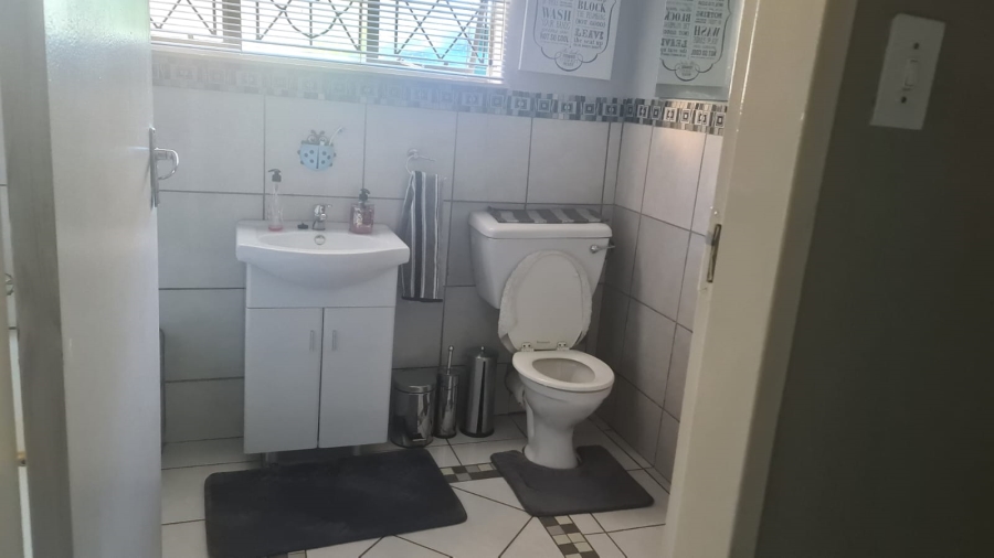 4 Bedroom Property for Sale in Penina Park Limpopo