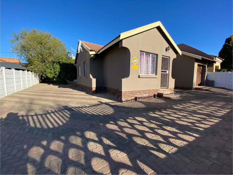 3 Bedroom Property for Sale in Bendor Limpopo