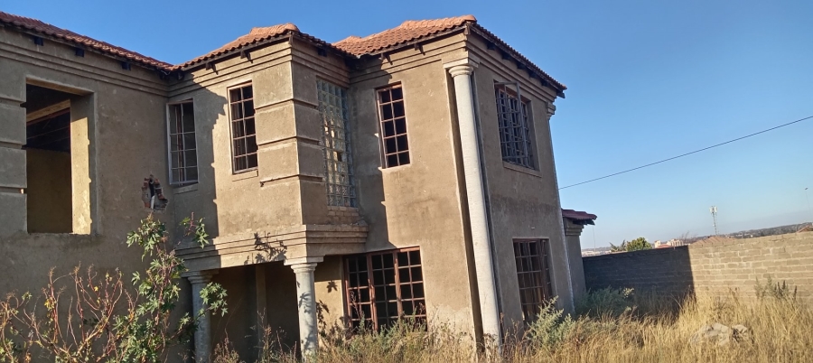 4 Bedroom Property for Sale in Mahlasedi Park Limpopo