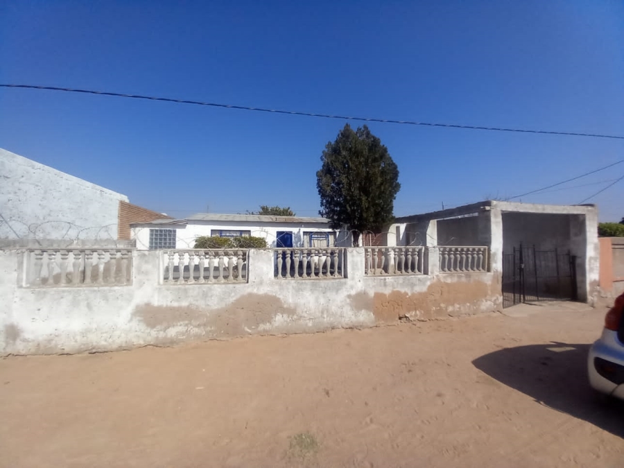  Bedroom Property for Sale in Seshego 9L Limpopo