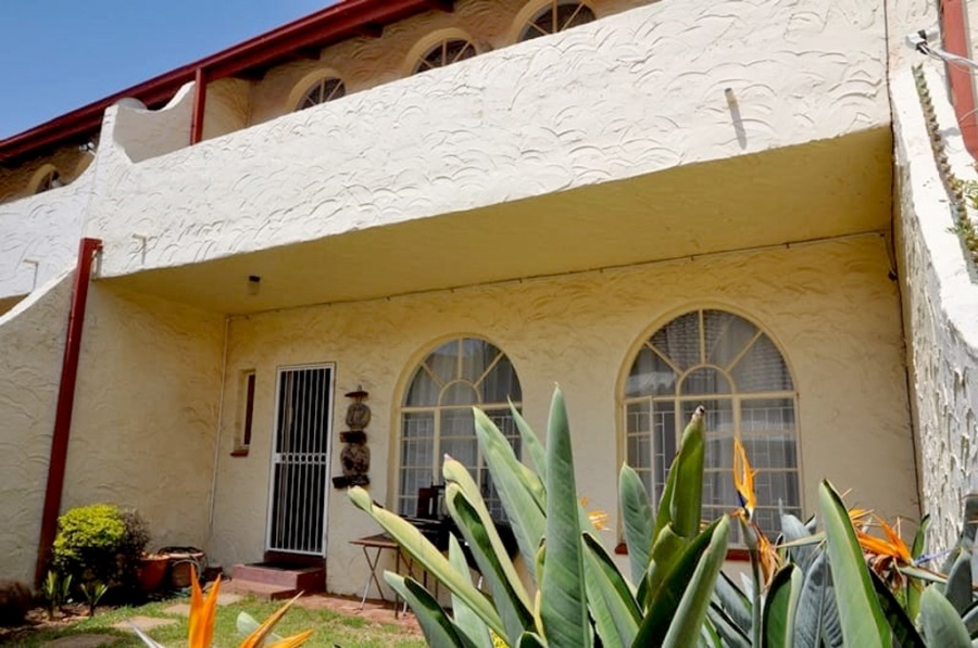 2 Bedroom Property for Sale in Polokwane Central Limpopo