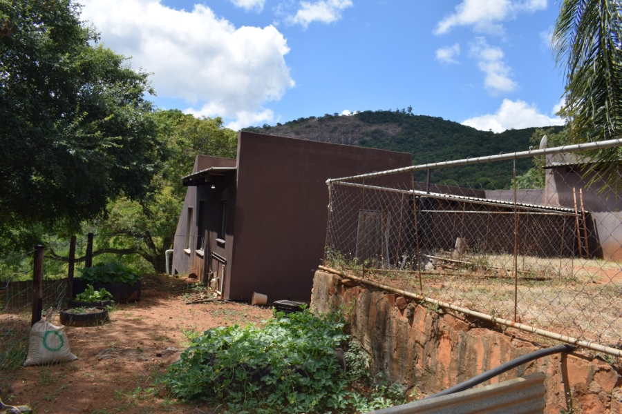 4 Bedroom Property for Sale in Modjadjiskloof Limpopo