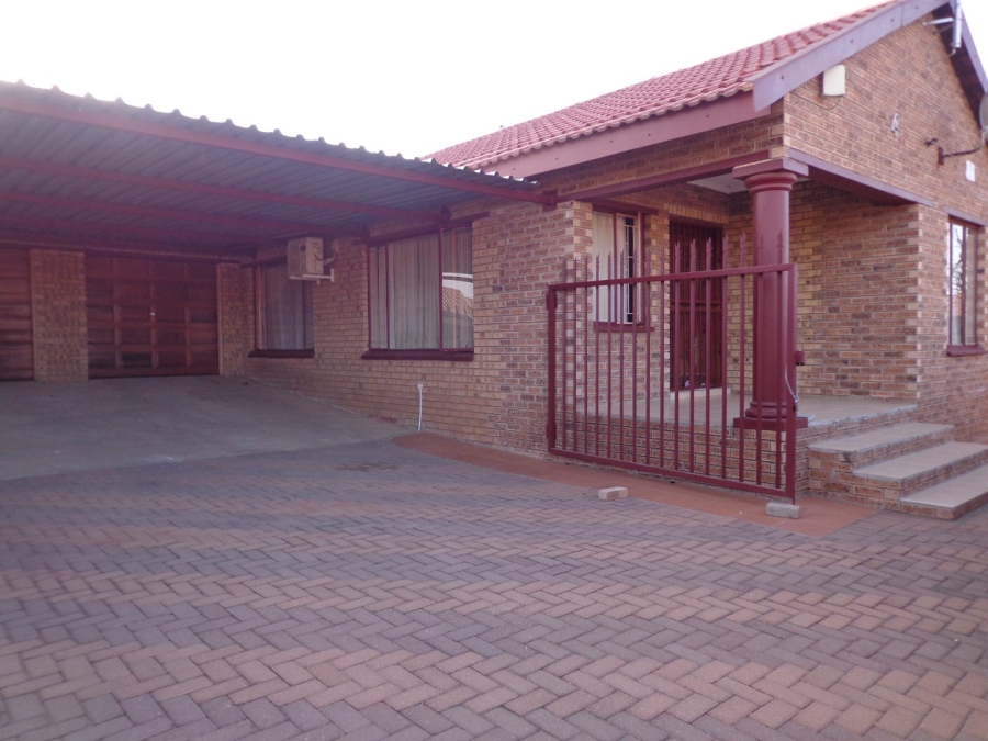  Bedroom Property for Sale in Emdo Park Limpopo