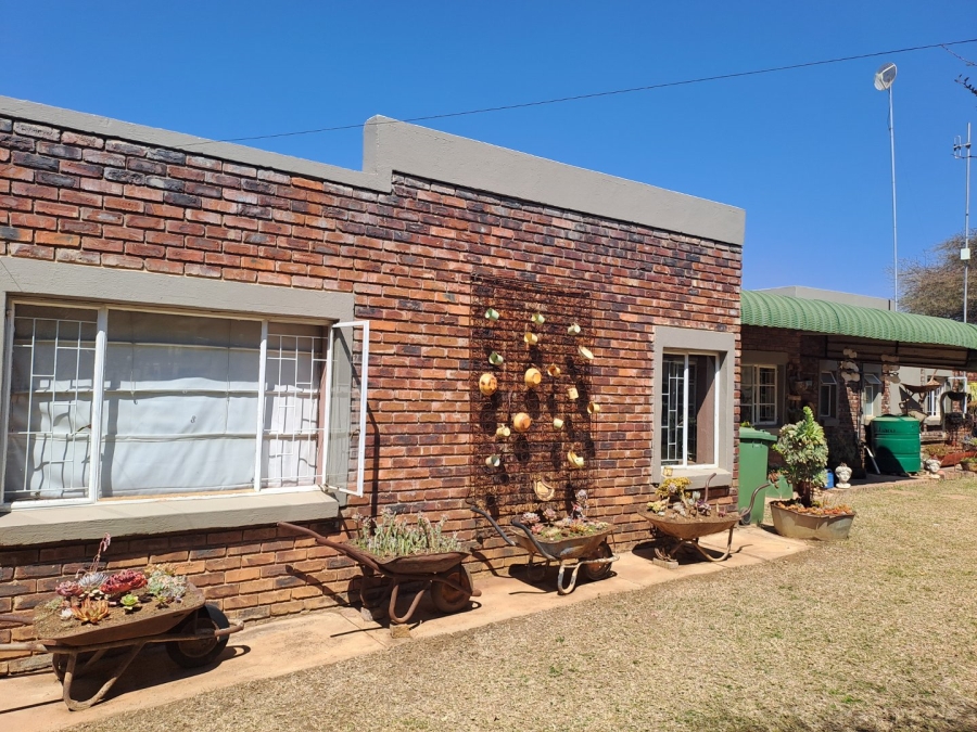 3 Bedroom Property for Sale in Elmadal AH Limpopo