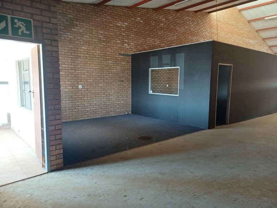 To Let commercial Property for Rent in Magna Via Industrial Limpopo