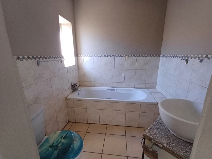 2 Bedroom Property for Sale in Doorhoek AH Limpopo