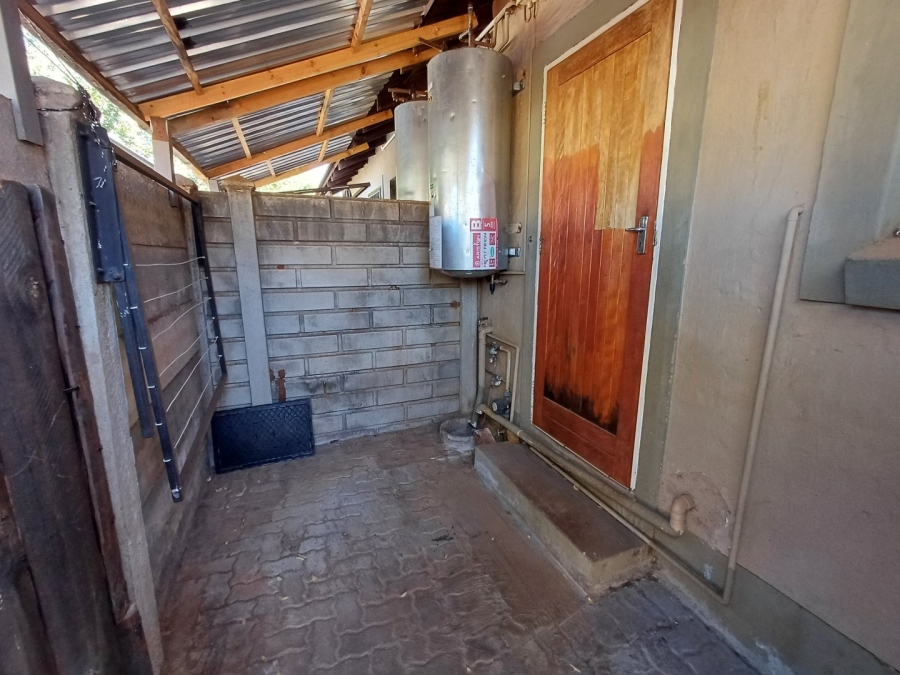 2 Bedroom Property for Sale in Doorhoek AH Limpopo