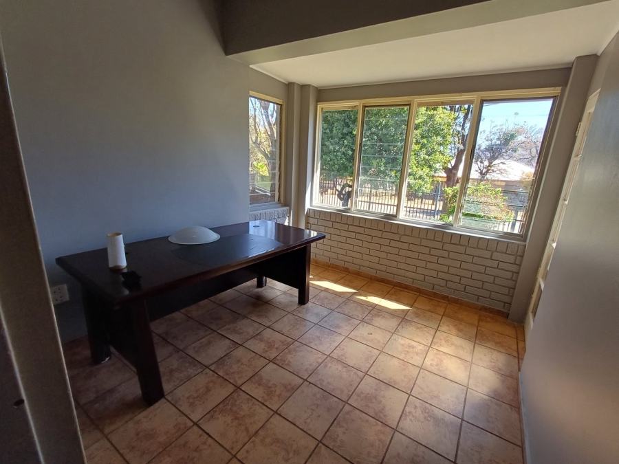 5 Bedroom Property for Sale in Thabazimbi Limpopo