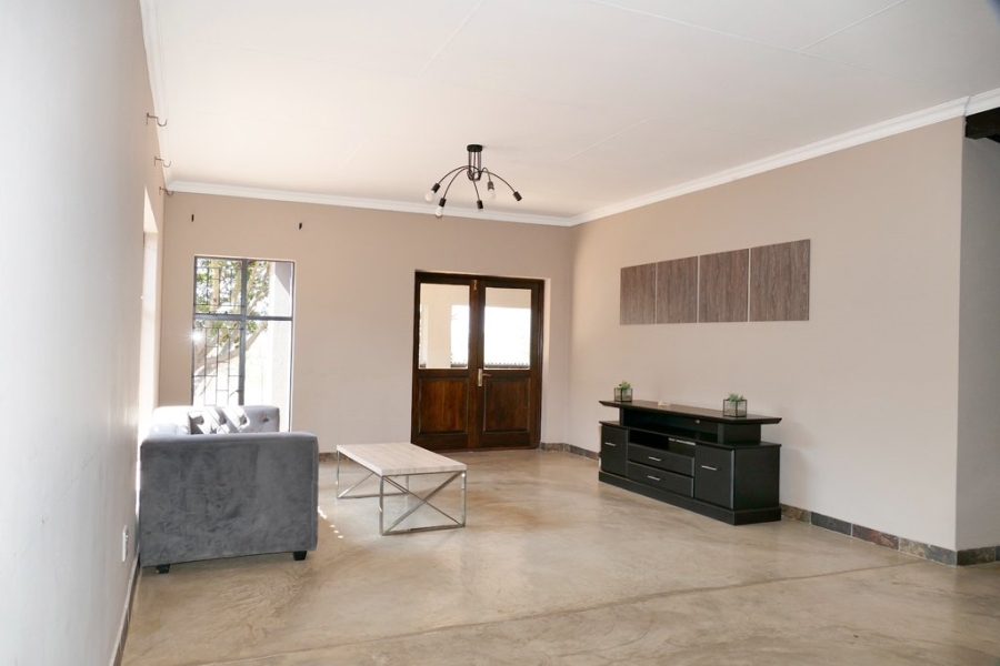 2 Bedroom Property for Sale in Elmadal AH Limpopo