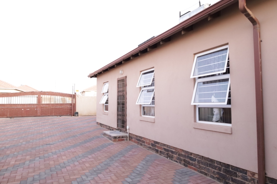 3 Bedroom Property for Sale in Southern Gateway Limpopo