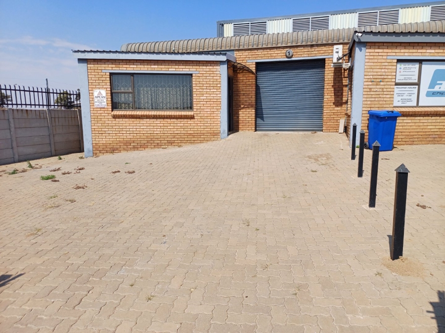 To Let commercial Property for Rent in Magna Via Industrial Limpopo