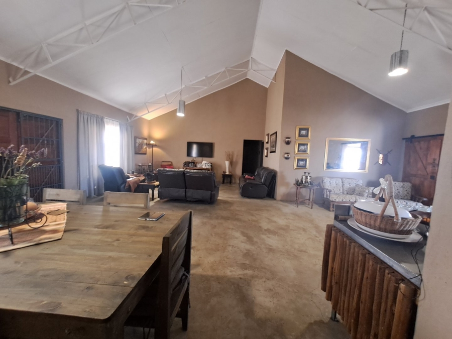 4 Bedroom Property for Sale in Wildebeestfontein A H Limpopo