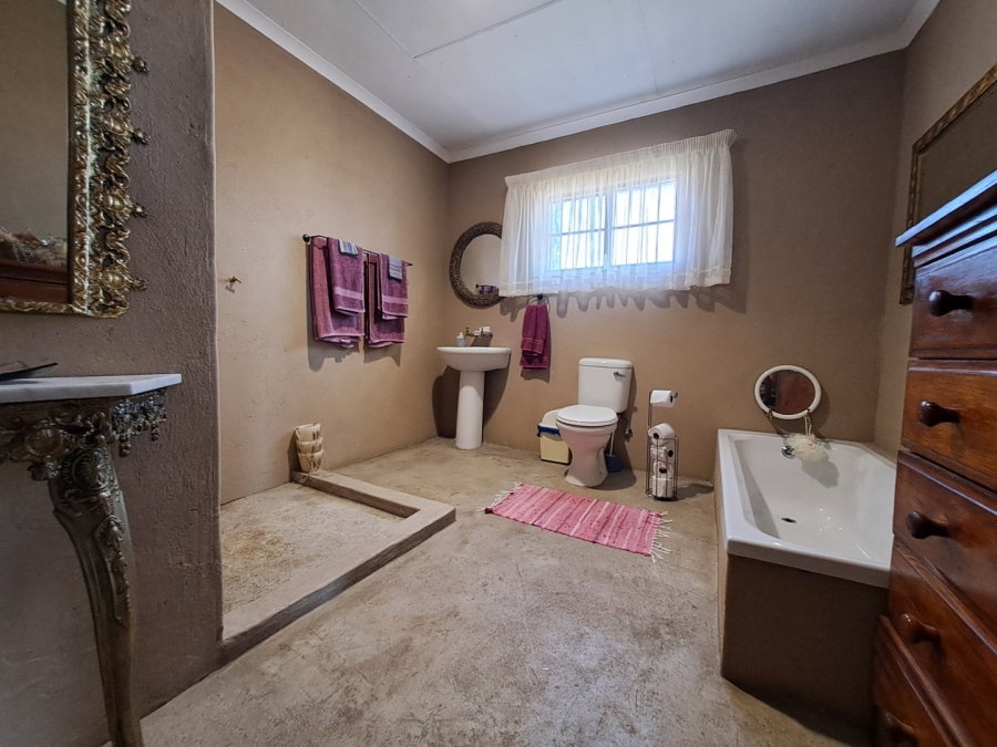 4 Bedroom Property for Sale in Wildebeestfontein A H Limpopo