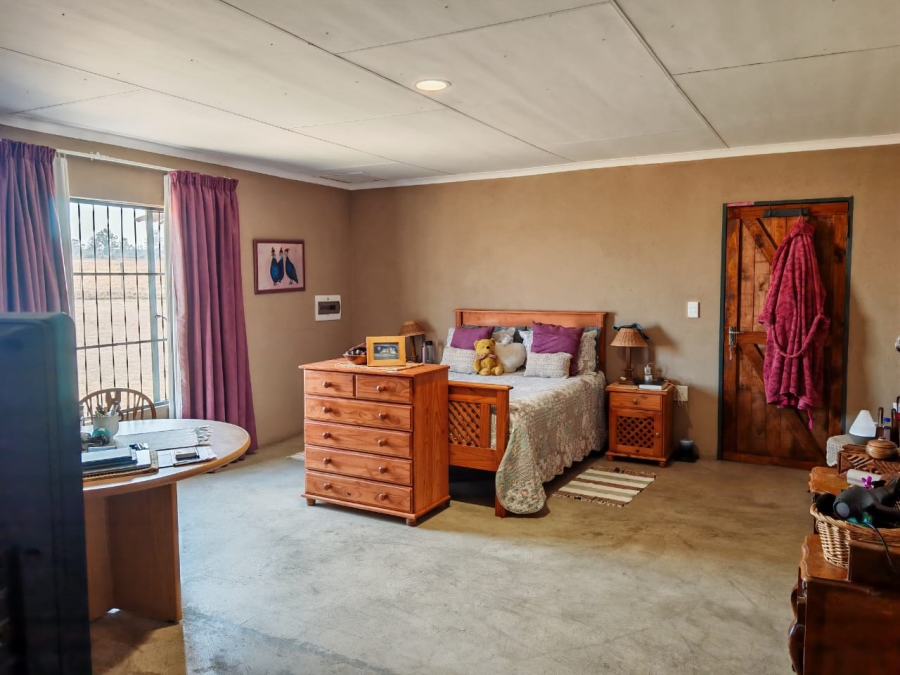 4 Bedroom Property for Sale in Wildebeestfontein A H Limpopo