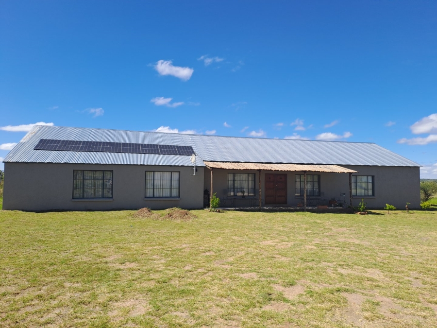 4 Bedroom Property for Sale in Wildebeestfontein A H Limpopo