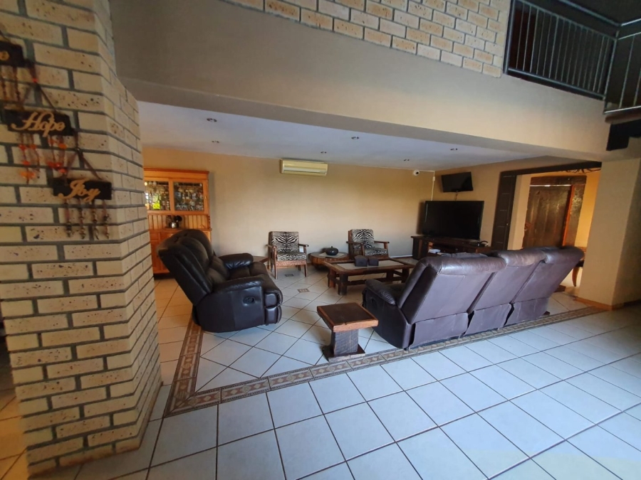 5 Bedroom Property for Sale in Phalaborwa Limpopo