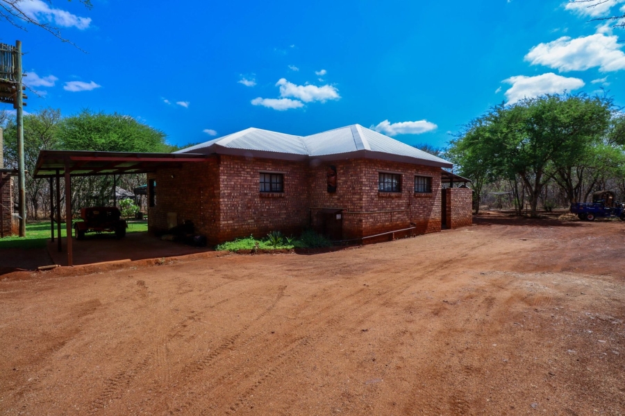 4 Bedroom Property for Sale in Northam Limpopo