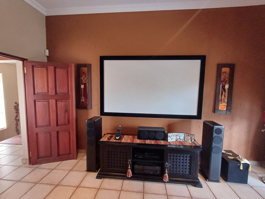 8 Bedroom Property for Sale in Thabazimbi Rural Limpopo