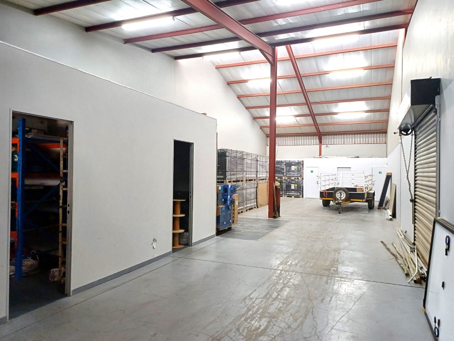 To Let commercial Property for Rent in Magna Via Industrial Limpopo