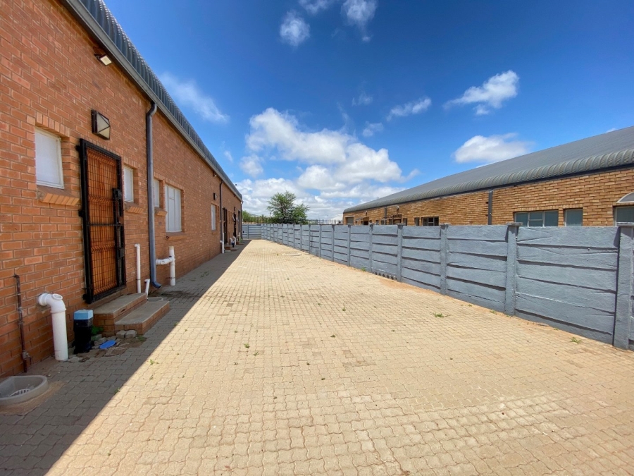 To Let commercial Property for Rent in Magna Via Industrial Limpopo