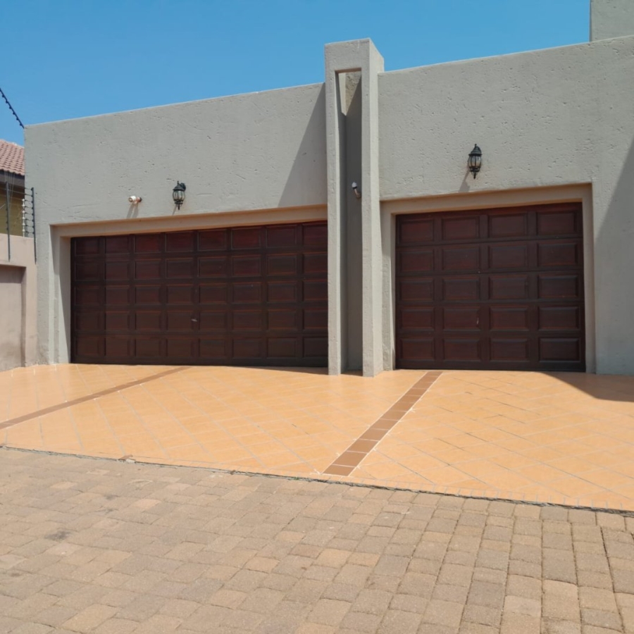 4 Bedroom Property for Sale in Sterpark Limpopo