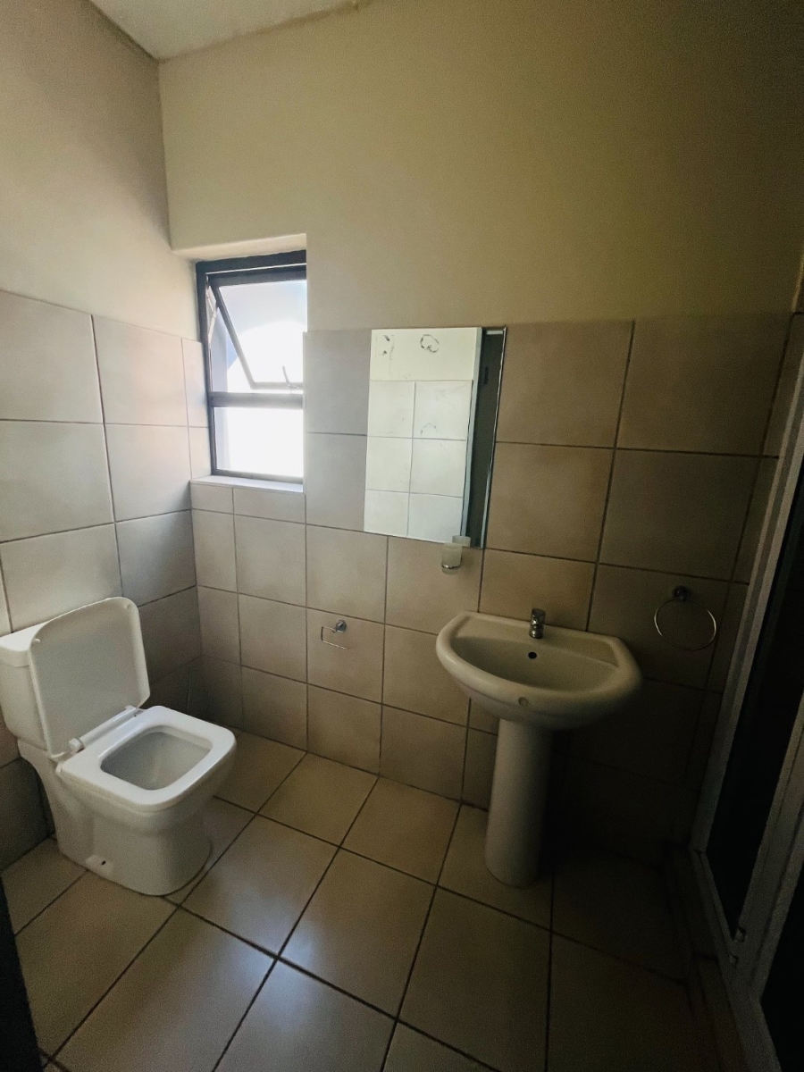 To Let 2 Bedroom Property for Rent in Bendor Limpopo